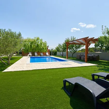 Family-friendly With Swimming Pool Ljubac, Zadar - 14148 Appartement