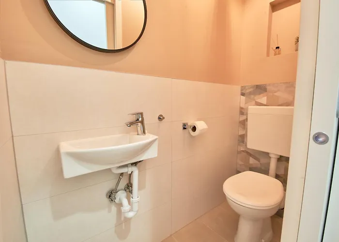 Appartement Family-friendly With Swimming Pool Ljubac, Zadar - 14148
