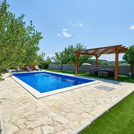 Διαμέρισμα Family-friendly With Swimming Pool Ljubac, Zadar - 14148 Ražanac