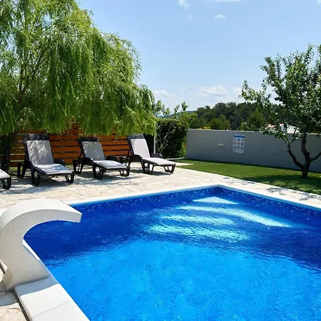 Διαμέρισμα Family-friendly With Swimming Pool Ljubac, Zadar - 14148 *