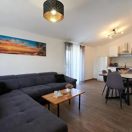 Family-friendly With Swimming Pool Ljubac, Zadar - 14148 Διαμέρισμα *